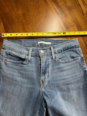 Levi's Light Blue High-Rise Slimming Straight Jeans